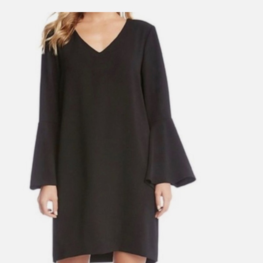 Karen Kane Black Bell Sleeve V-Neck Crepe Shift Dress
